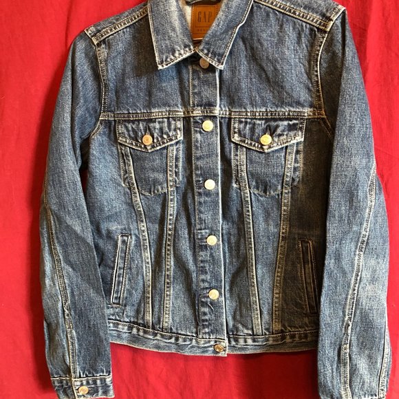 GAP WOMAN' S CLASSIC DENIM JEAN JACKET SIZE SMALL NEW WITH TAGS - Picture 8 of 15